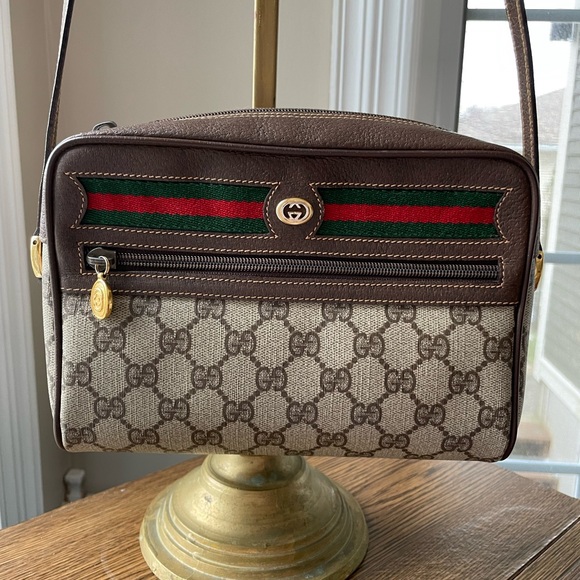 💕Vintage Gucci Crossbody - Picture 1 of 13